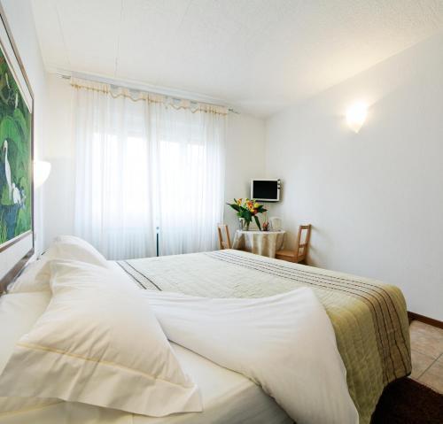 Antico Albergo Madonna Λενιάνο Εξωτερικό φωτογραφία