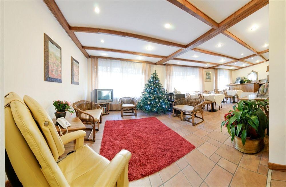 Antico Albergo Madonna Λενιάνο Εξωτερικό φωτογραφία